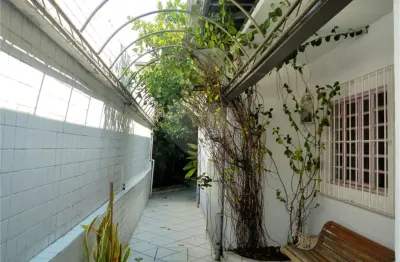 Casa comercial à venda na Rua Durval Vilalva, 147, Saúde, São Paulo