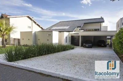 Casa reformada à venda no residencial alphaville 10