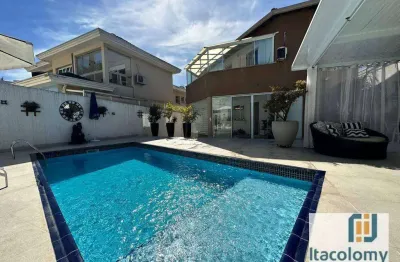 Casa em condomínio fechado com 4 quartos à venda na Alameda Corvina, Alphaville, Santana de Parnaíba