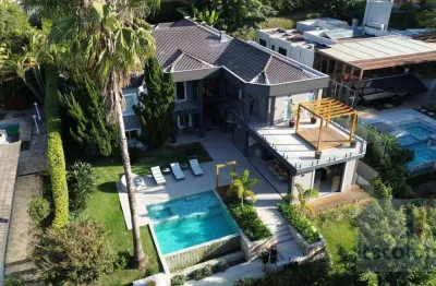 Casa em condomínio fechado com 6 quartos à venda na Avenida Piracicaba, Tamboré, Barueri