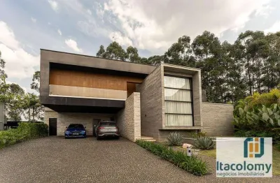 Casa em condomínio fechado com 4 quartos à venda na Rua Toulon, Tamboré, Santana de Parnaíba
