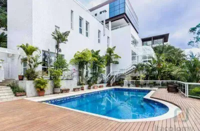 Casa em condomínio fechado com 6 quartos à venda na Rua Pio IX, Jardim Vitoria Regia, São Paulo