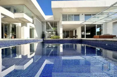 Casa com 5 dormitórios, 1200 m² - venda por R$ 20.700.000,00 ou aluguel por R$ 95.000,00/mês - Tamboré - Barueri/SP