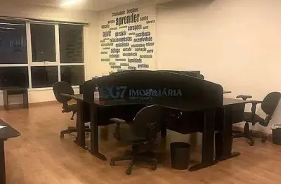 Sala comercial para alugar na Avenida Sagitário, Alphaville, Barueri