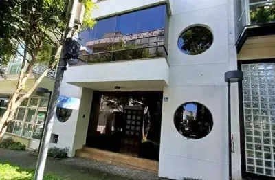 Prédio para alugar na Calçada das Dracenas, Alphaville, Barueri