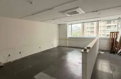 Sala comercial com 2 salas para alugar na Avenida Copacabana, Residencial 18 do Forte, Santana de Parnaíba