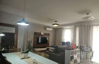 Apartamento mobiliado para venda e locação no Jardins de Tamboré