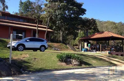 Chácara / sítio com 3 quartos à venda na Rua Nhambú, Rancho Tucsons, Santana de Parnaíba