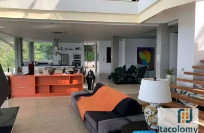 Casa belíssima à venda na praia vermelha do sul - ubatuba