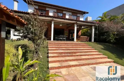 Casa em condomínio fechado com 3 quartos à venda na Alameda Brasil, Alphaville, Barueri