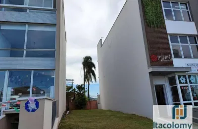 Terreno com leve aclive à venda - 150 m² - alphaville