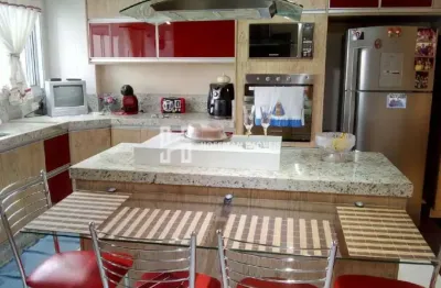 Sobrado alto padrão com 3 suítes e 8 vagas a venda no santa maria scs