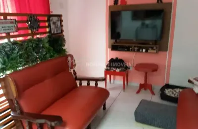 Casa térrea no bairro nova gerty, bem próximo a kennedy.