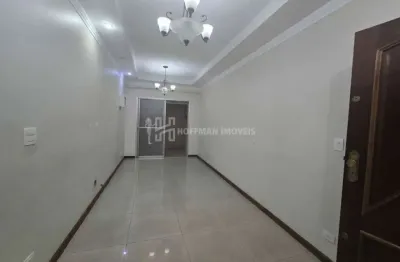 Apartamento térreo com 3 dormitórios, 01 suite, 02 quintais e 01 vaga à venda - santa maria - scs