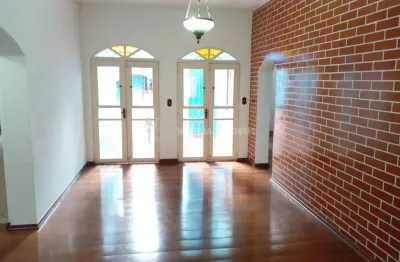 Casa com 3 quartos para alugar na Rua Brás Cubas, --, Jardim São Caetano, São Caetano do Sul