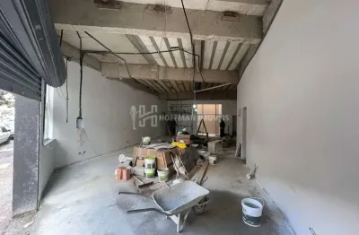 Salão comercial para locação com 120m² e excelente localização!
