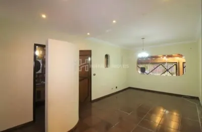Casa térrea com 03 dormitórios, 02 suítes, 02 vagas + edícula à venda no bairro santa paula - scs !!