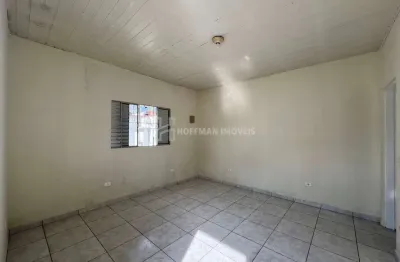 Casa para locação 2 quartos, sala, cozinha e banheiro 2 vagas de garagem
