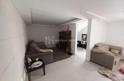 Sobrado à venda com 03 dormitórios e 03 vagas no bairro são josé