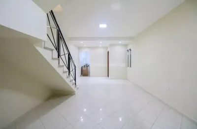 Casa com 3 quartos para alugar na Rua Porto Calvo, --, Osvaldo Cruz, São Caetano do Sul