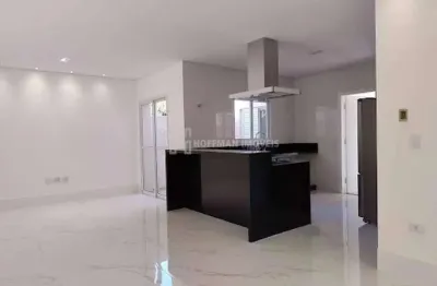 Sobrado à venda com 03 suítes, 04 vagas, quintal e churrasqueira no bairro cerâmica