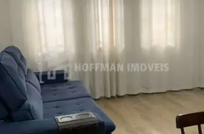 Sobrado 3 dormitórios com 1 suite e closet, quintal com churrasqueira