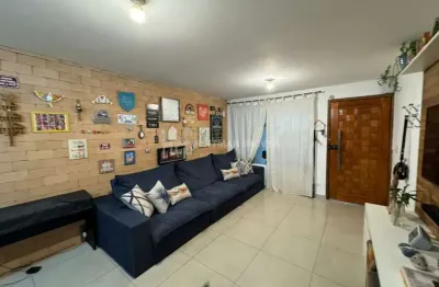 Sobrado com 3 suítes area gourmet e 2 vagas na garagem a venda no olímpico scs