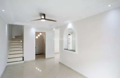 Casa para alugar 3 suítes, 2 vagas de garagem 290m²  no bairro santa maria.