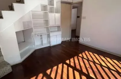 Casa com 3 quartos para alugar na Avenida Doutor Augusto de Toledo, --, Santa Paula, São Caetano do Sul