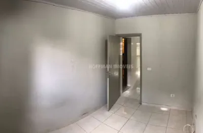 Casa com 1 dormitório e vaga no Bairro Boa Vista próximo ao Parque Linear