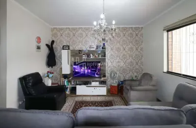 Sobrado 03 Dormitórios, 01 Suíte, Quintal com Churrasqueira, 03 Vagas à Venda no Bairro Olímpico SCS