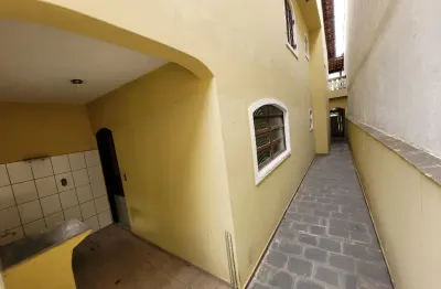 Sobrado à venda com 3 quartos e 2 wc's no parque marajoara, santo andré, sp