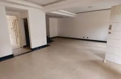 Sobrado em Condominio Fechado á venda 3 dormitórios, 3 vagas de garagem, bairro Mirim, Praia Grande/SP