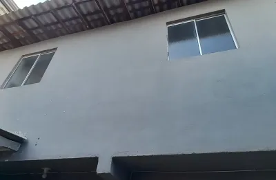 Casa com 2 quartos para alugar na Ulisses Montarroyos, Candeias, Jaboatão dos Guararapes