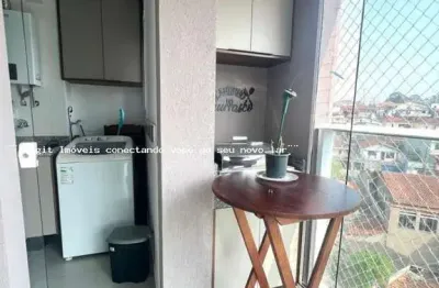 Apartamento 2 dormitórios, sendo 1 suite, 1 vaga alongada coberta, varanda com integração