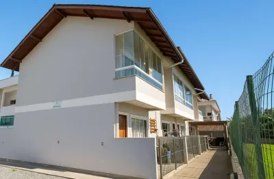 Sobrado para venda em palhoça, barra do aririu, 2 dormitórios, 2 banheiros, 1 vaga