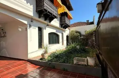 Casa com 6 quartos à venda na Rua 16, Centro, Barretos