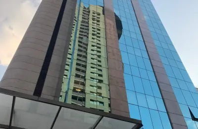 Sala comercial com 4 salas para alugar na Rua Bandeira Paulista, 530, Itaim Bibi, São Paulo