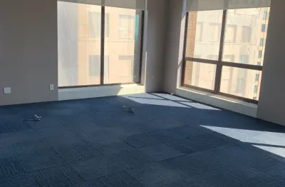 Linda sala comercial de 141 metros no cidade jardim corporate