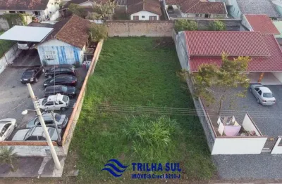 Terreno à venda na Rua Itapicuru, Guanabara, Joinville
