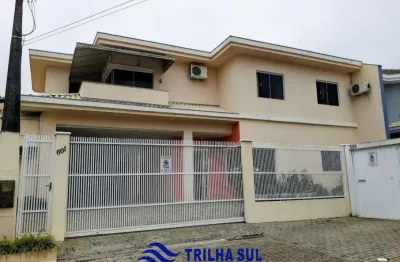Casa com 4 quartos à venda na Servidão Laura Tarter Soares, Saguaçu, Joinville