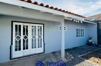 Casa com 2 quartos à venda na Rua Augusta Antunes Vanzuita, Fátima, Joinville