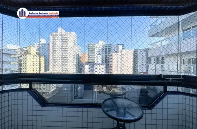 2 Dormitórios com Sacada e Vaga privativa no Canto do Forte.