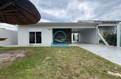 Casa com 3 quartos à venda na Zona Nova, Tramandaí 