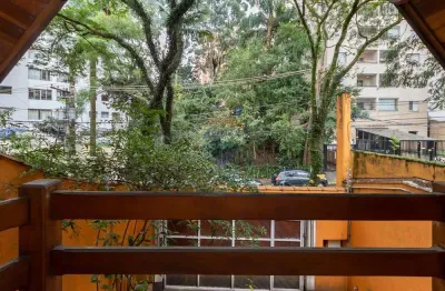 Sobrado à venda no Jabaquara | 4 Dormitórios (4 Suítes) | 4 Vagas | 228m² de área construída