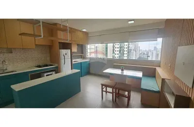 Lindíssimo apartamento 1 dormitório ao lado do metrô praça da árvore