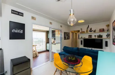 Apto à venda com varanda gourmet, 2 dorms (1 suíte), 2 vagas, 63m² na saúde!