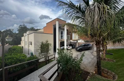 Residência Exclusiva com Piscina Aquecida no Condomínio Parque da Fazenda – Itatiba