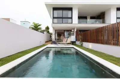 Casa com 3 quartos para alugar na rua liberato carioni, 311, lagoa da conceição, florianópolis por r$ 10.000