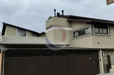 Casa com 4 quartos para alugar na rua manoel severino de oliveira, 24, lagoa da conceição, florianópolis por r$ 13.000